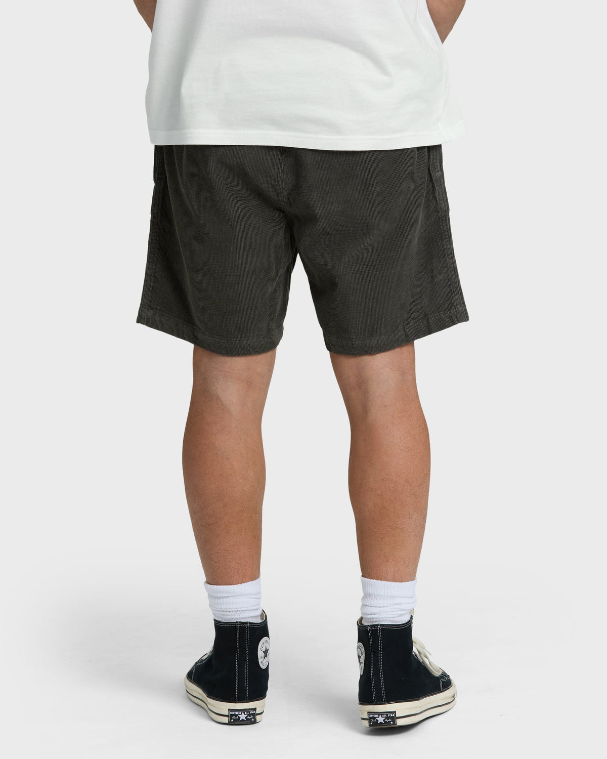 Larry Layback 19 Cord Shorts - Dark Gray
